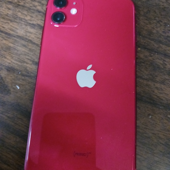 Tmoblie iphone 11 64gigs